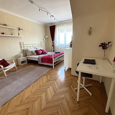 Downtown Hideaway Apartman Budapest Eksteriør bilde