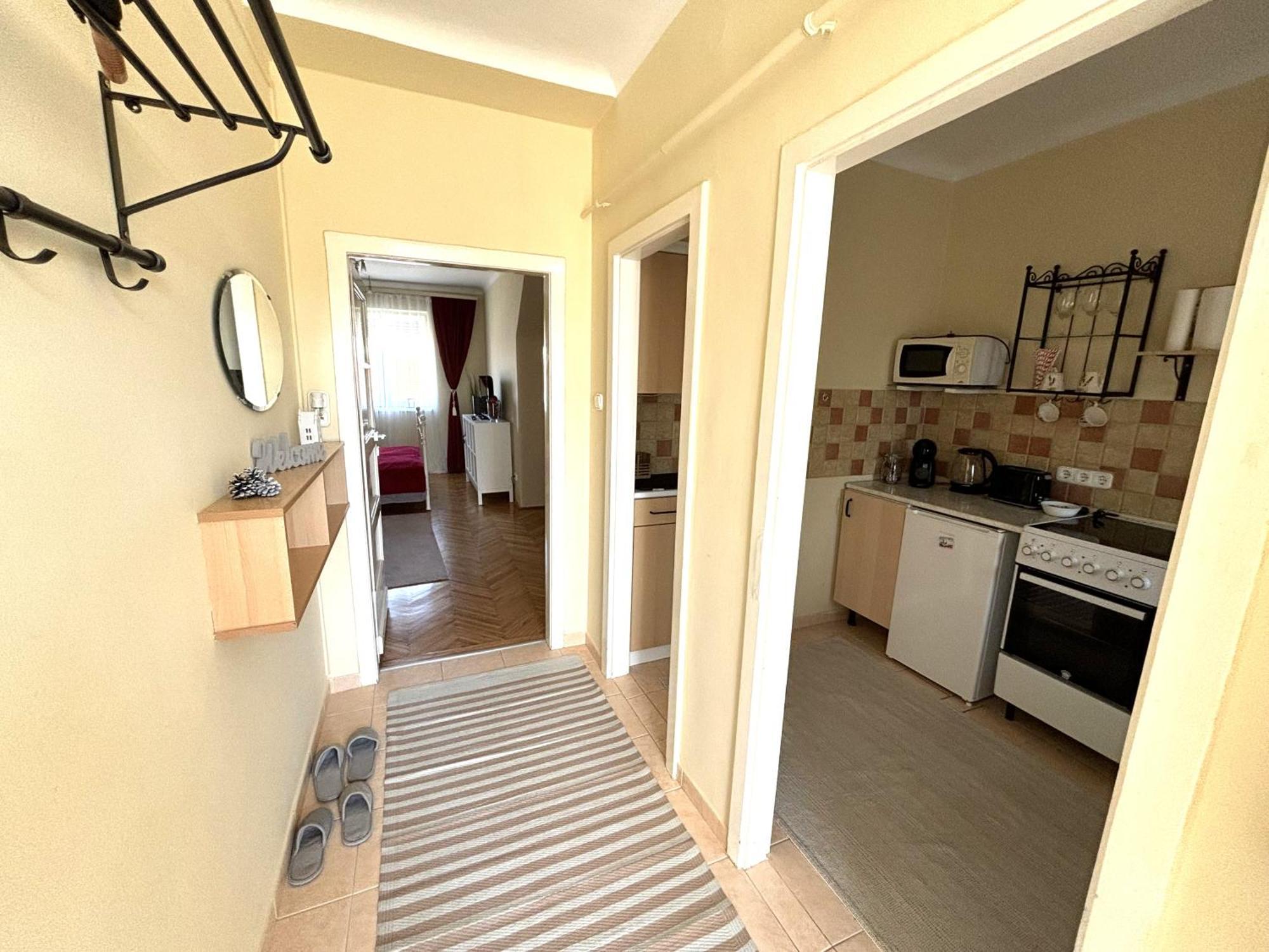 Downtown Hideaway Apartman Budapest Eksteriør bilde