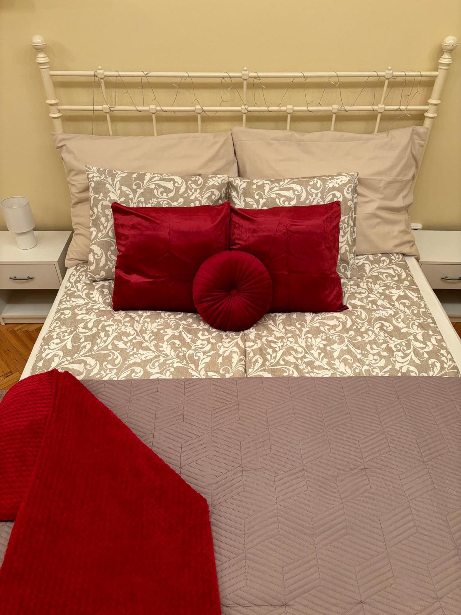 Downtown Hideaway Apartman Budapest Eksteriør bilde